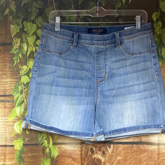 Judy Blue Pants - EUC Judy Blue Shorts